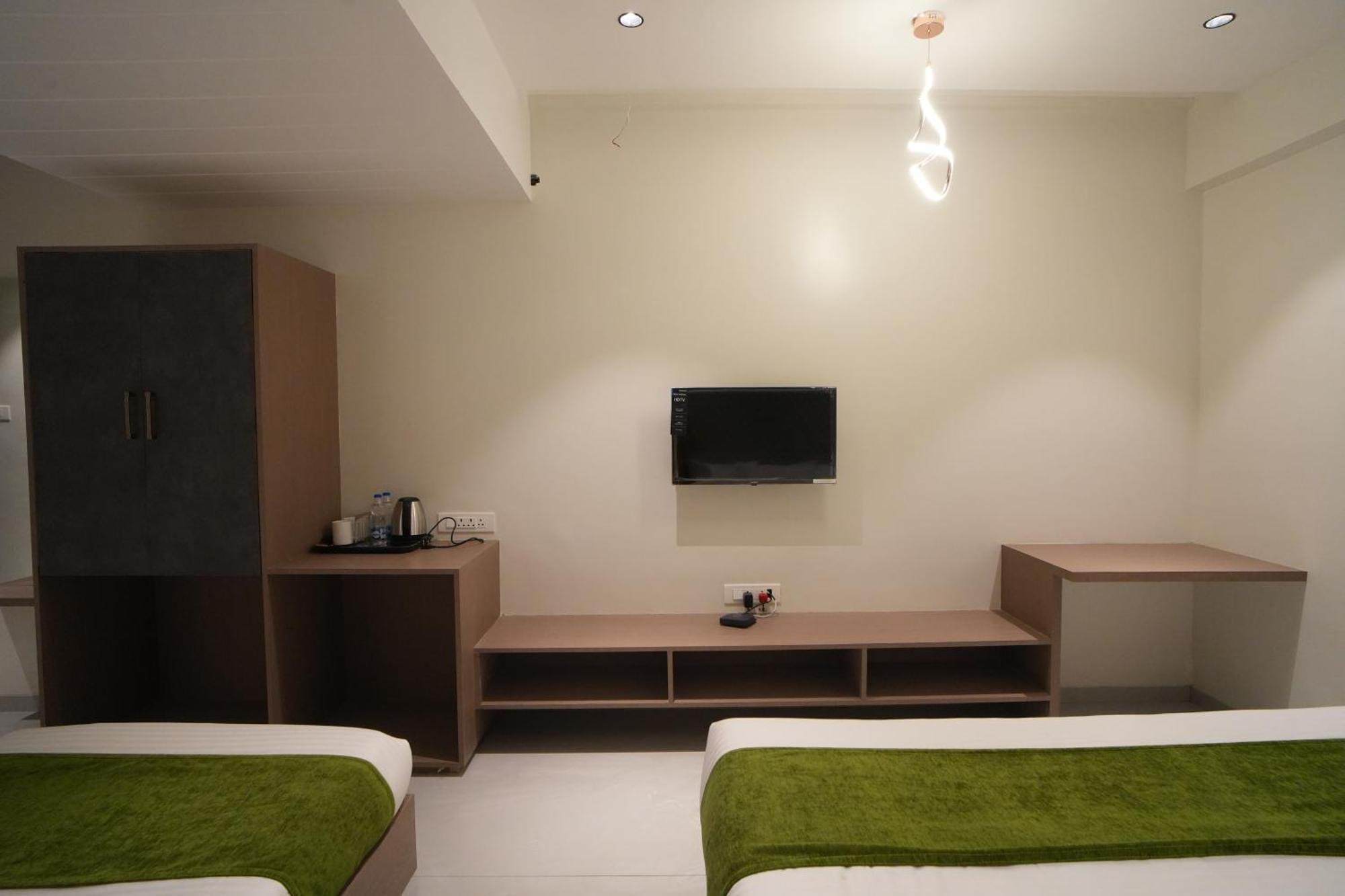 Hotel Modi Samrat Aurangabad  Exterior photo
